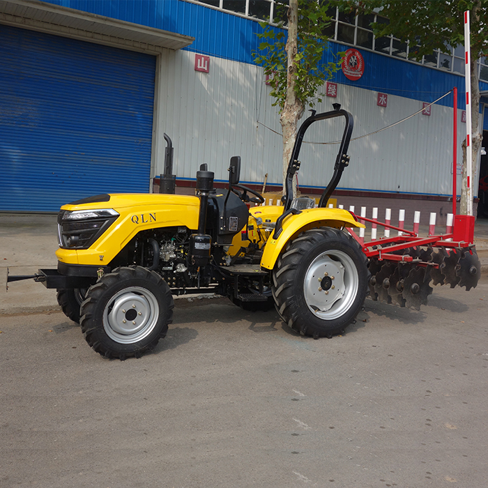 Low Price Farm 40HP Wheel Tractor With Plough